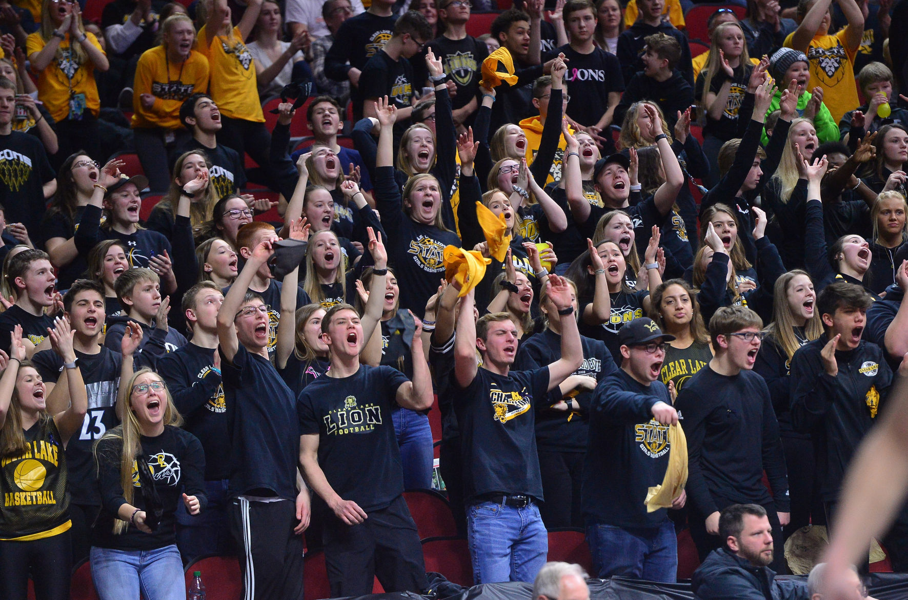 State BBall Clear Lake vs. Norwalk